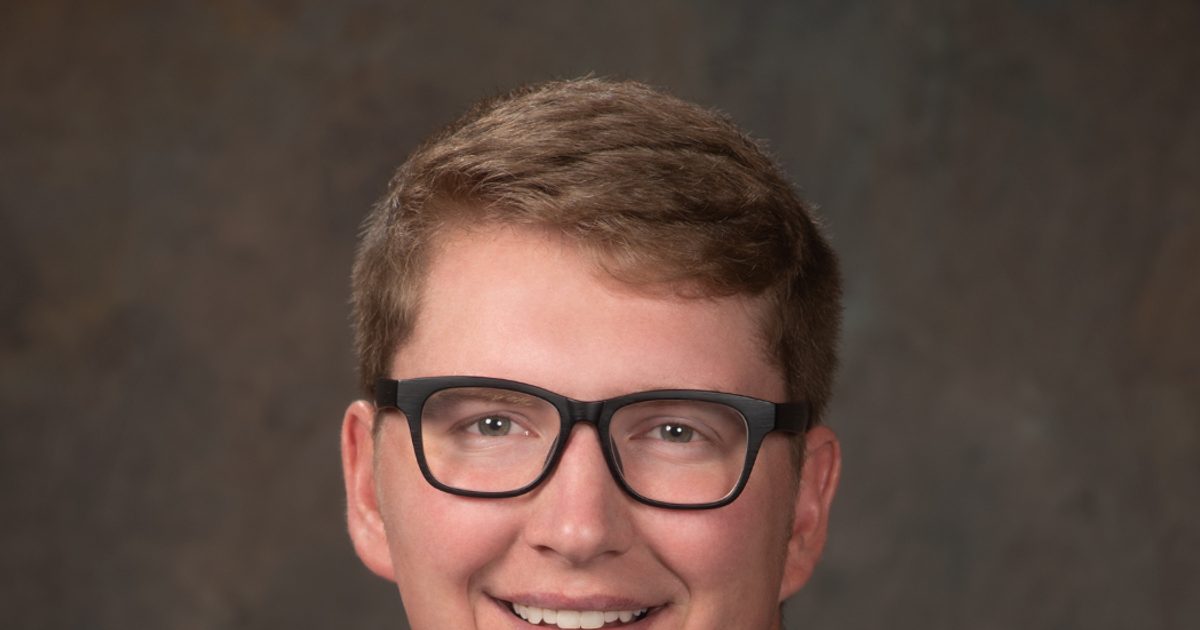 Headshot of Jason Spicer.